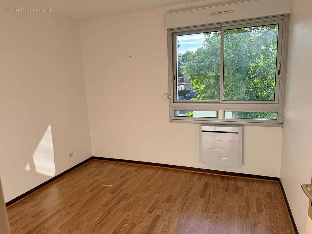 NEVERS Victor Hugo, appt T3 de 71 m² avec terrasse cave et parking - photo 7
