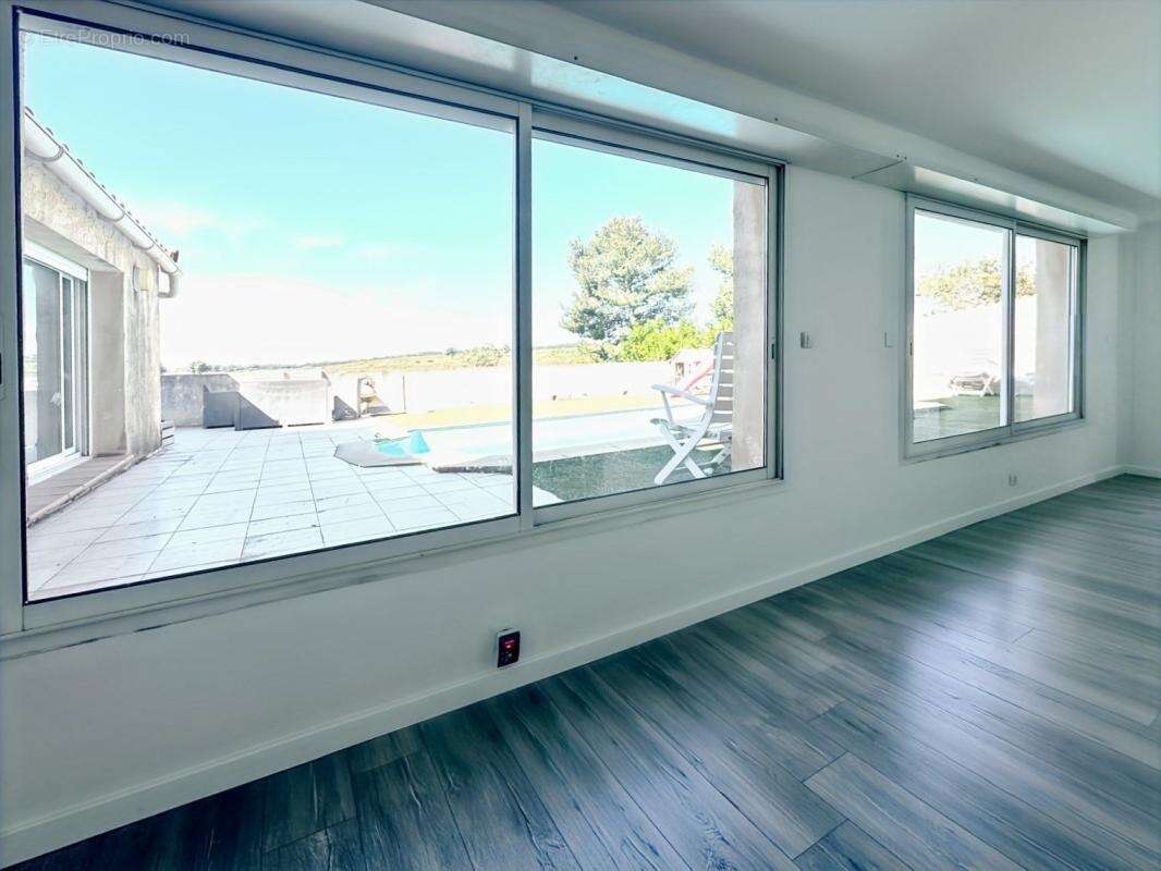 Appartement à LES PENNES-MIRABEAU