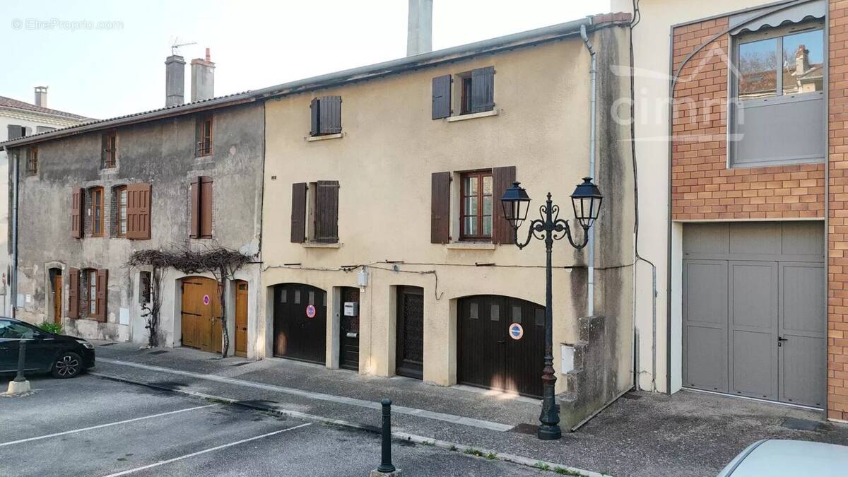 Maison à SAINT-VALLIER