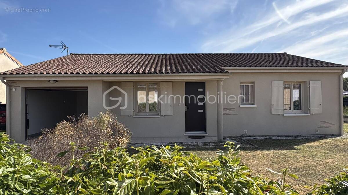 Maison à LA FORCE