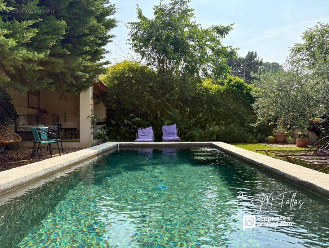 Maison à VAISON-LA-ROMAINE