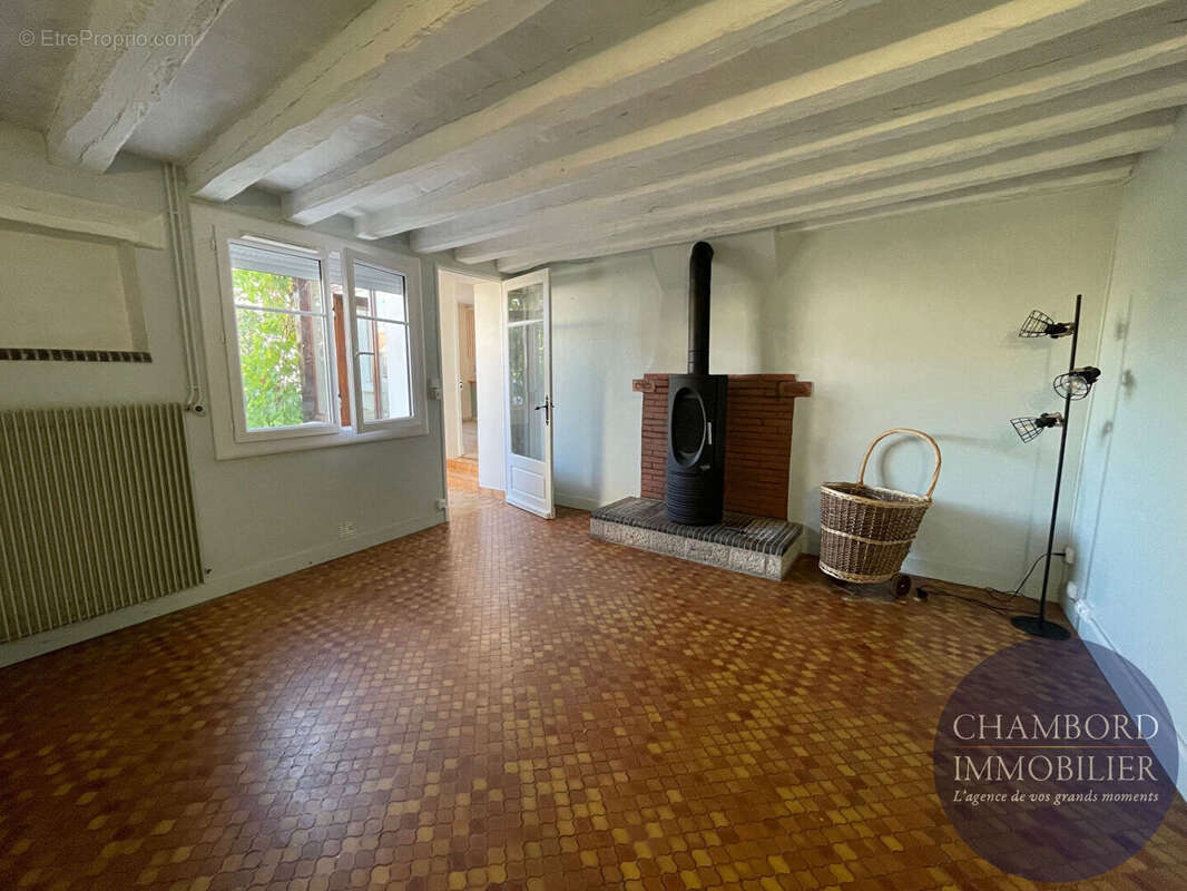 Maison rénovée - 80m2 - photo 3
