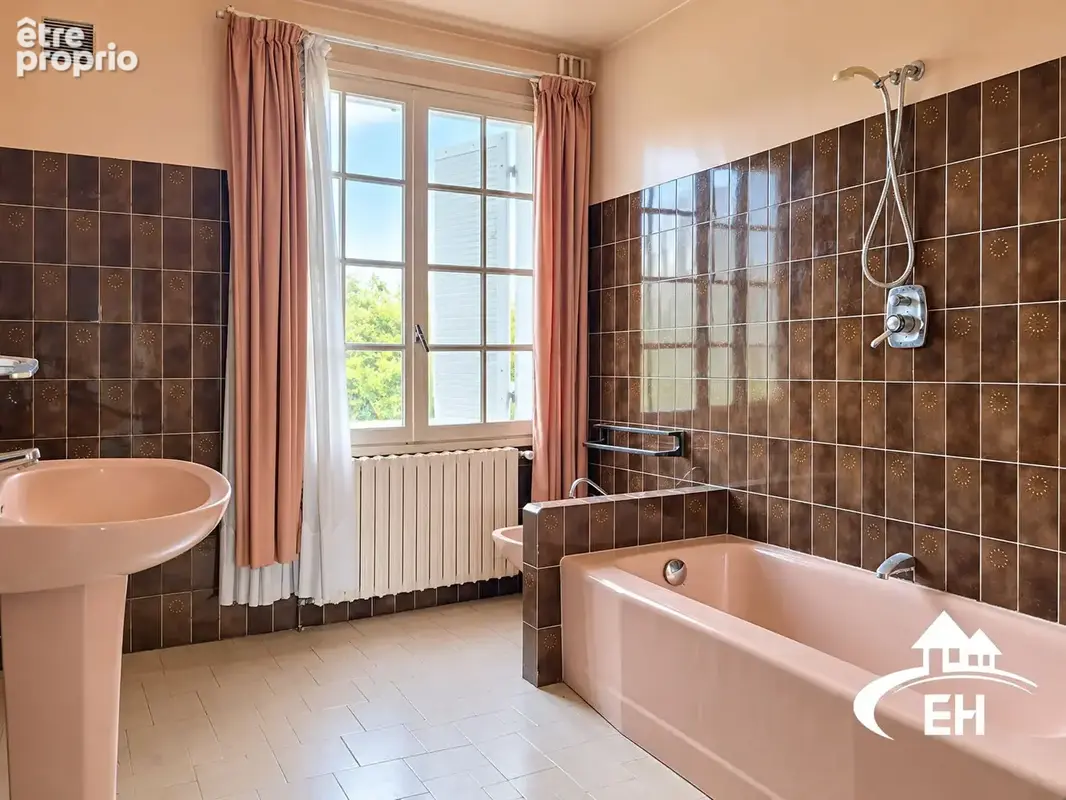 Maison familiale 147 m² - 4 chambres - Terrain de 2 215 m² - photo 6
