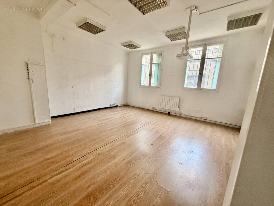 Appartement à MARSEILLE-5E