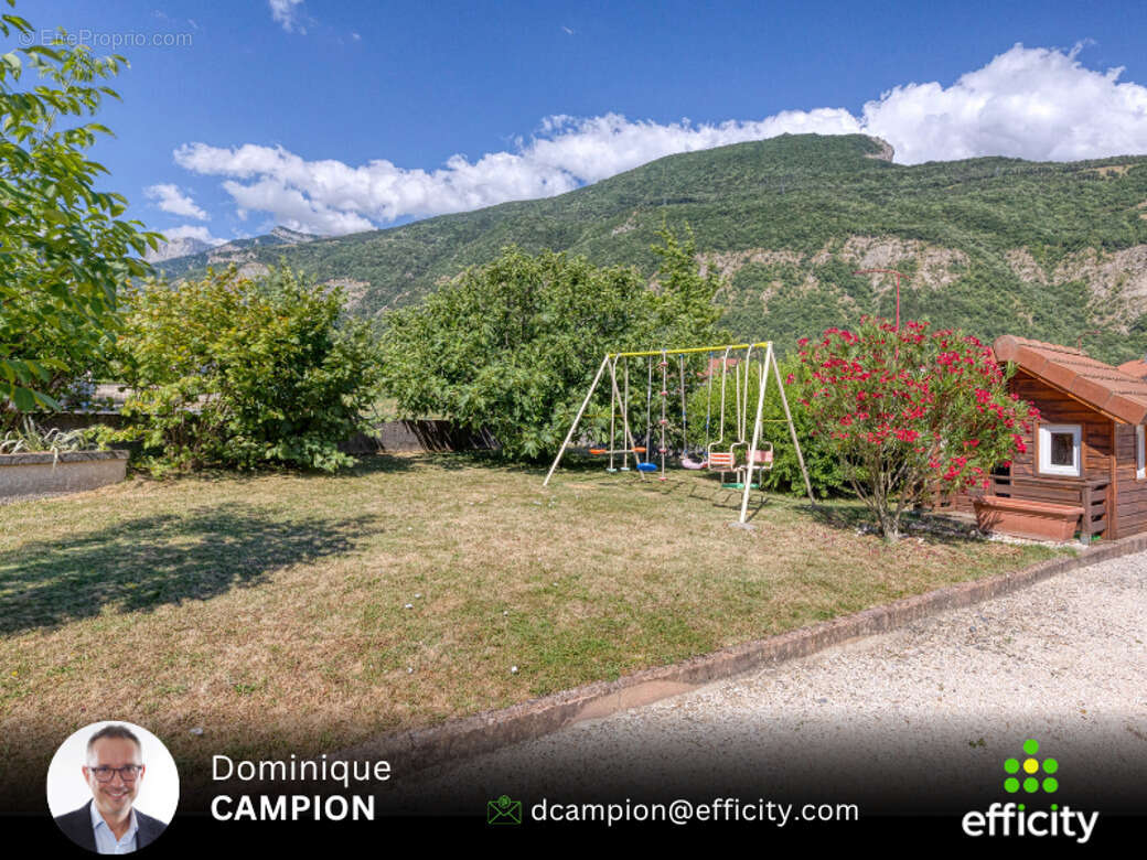 Maison 182 m² à Vif  - photo 2