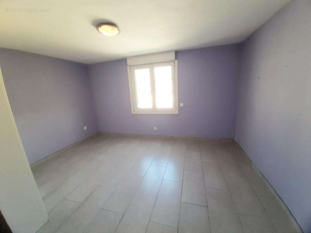 Maison à JONQUIERES