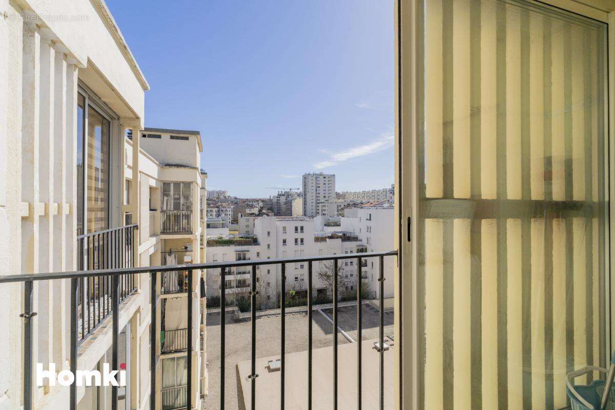 Appartement à MARSEILLE-3E