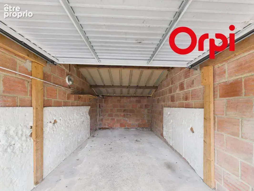 Maison avec garages - photo 12