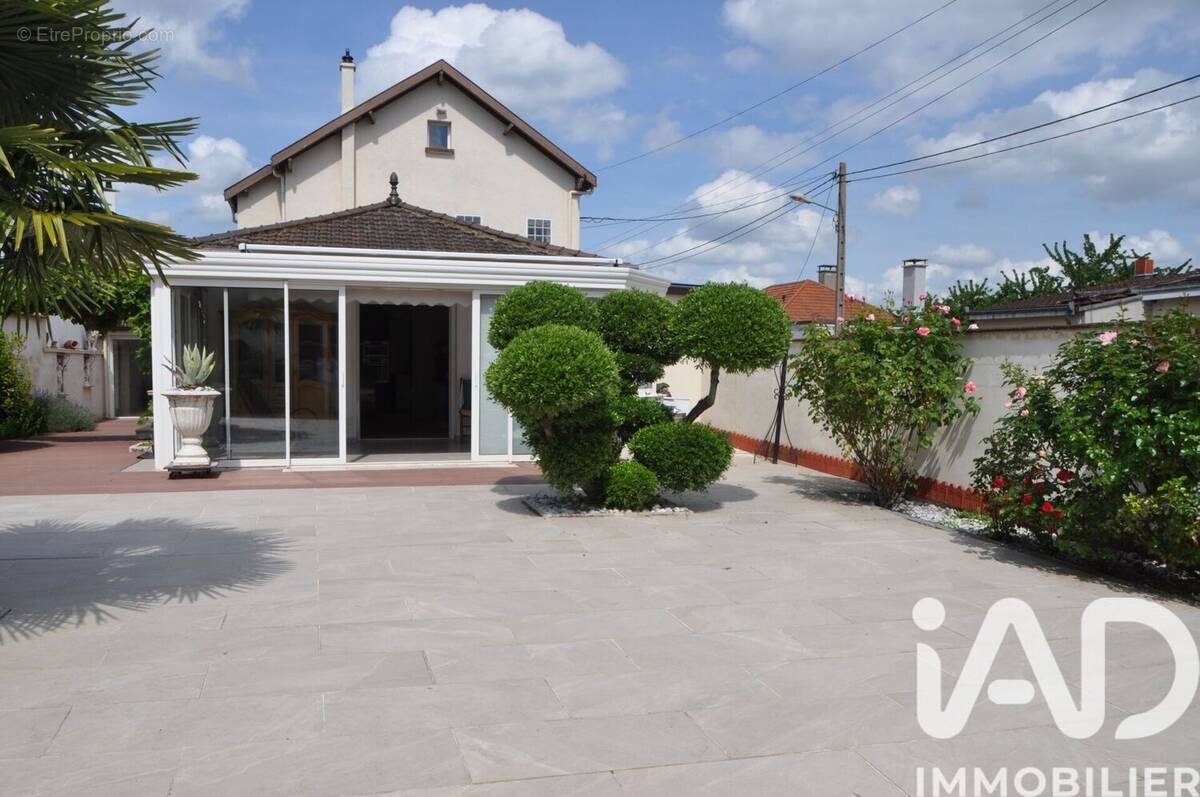 Photo 1 - Maison à TINQUEUX