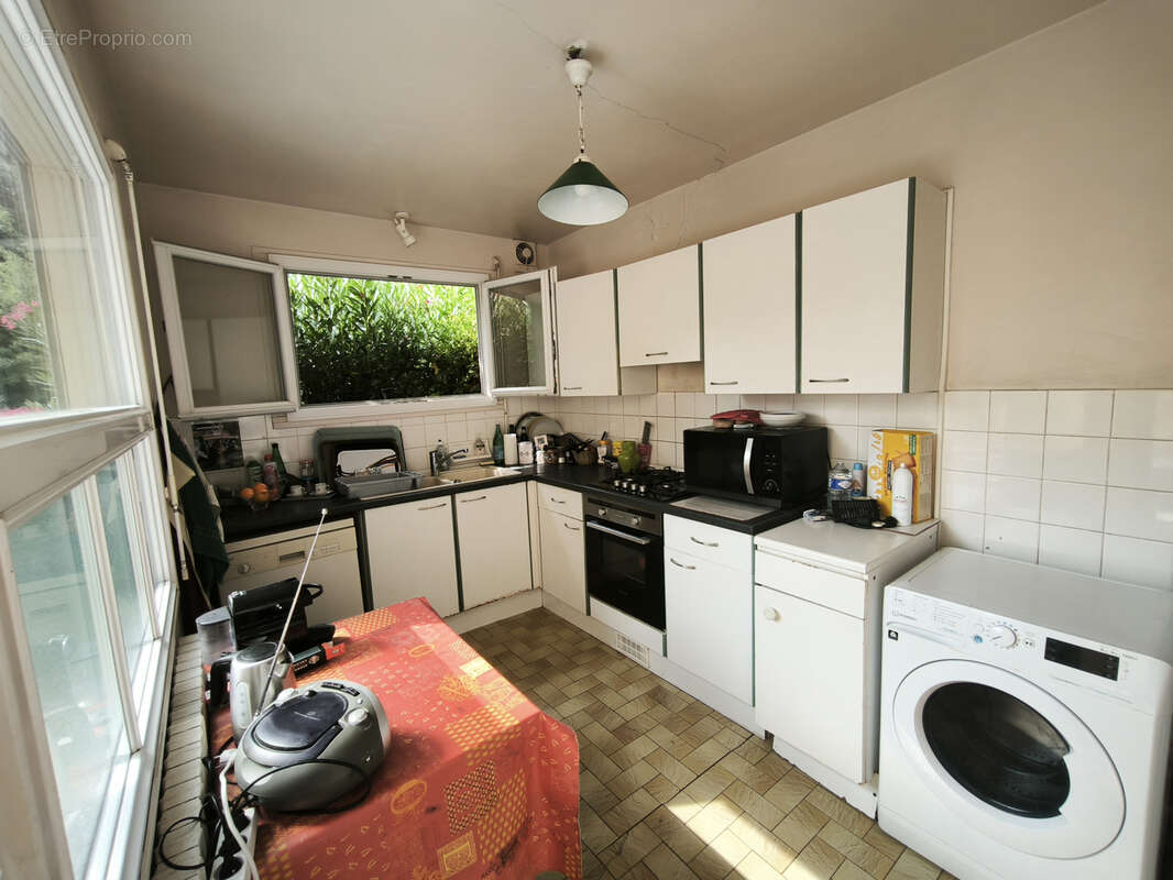 Maison de caractère de 121 m2 à 100 mètres du Jardin des Prébendes - photo 6