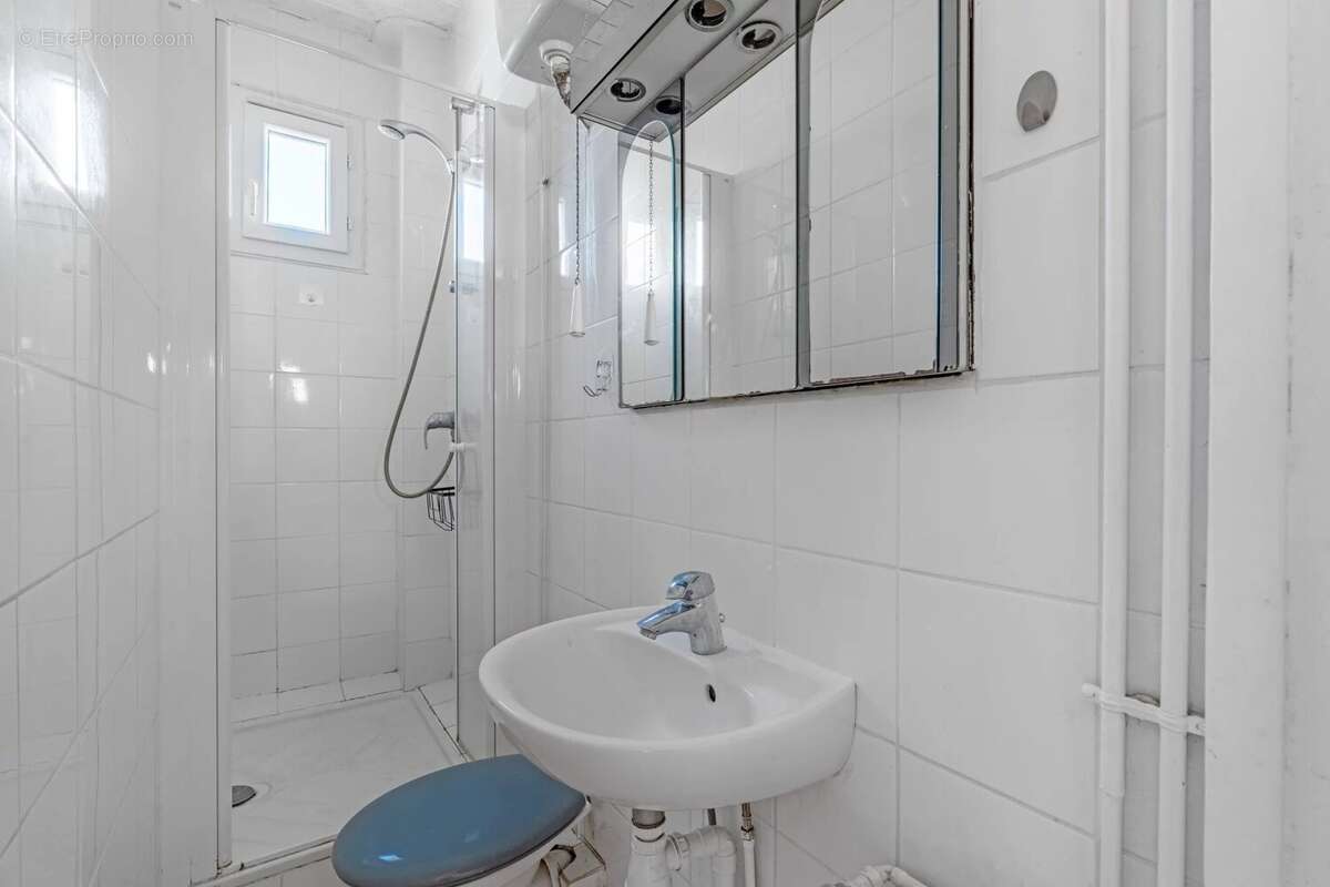 Appartement à LEVALLOIS-PERRET