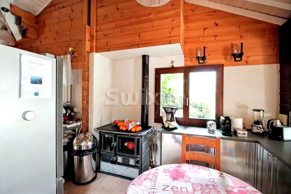 Maison à PERRIGNIER