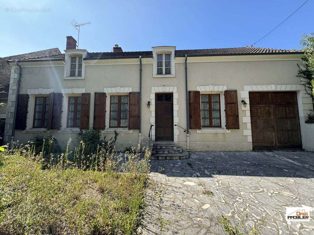 Maison à LIGNIERES
