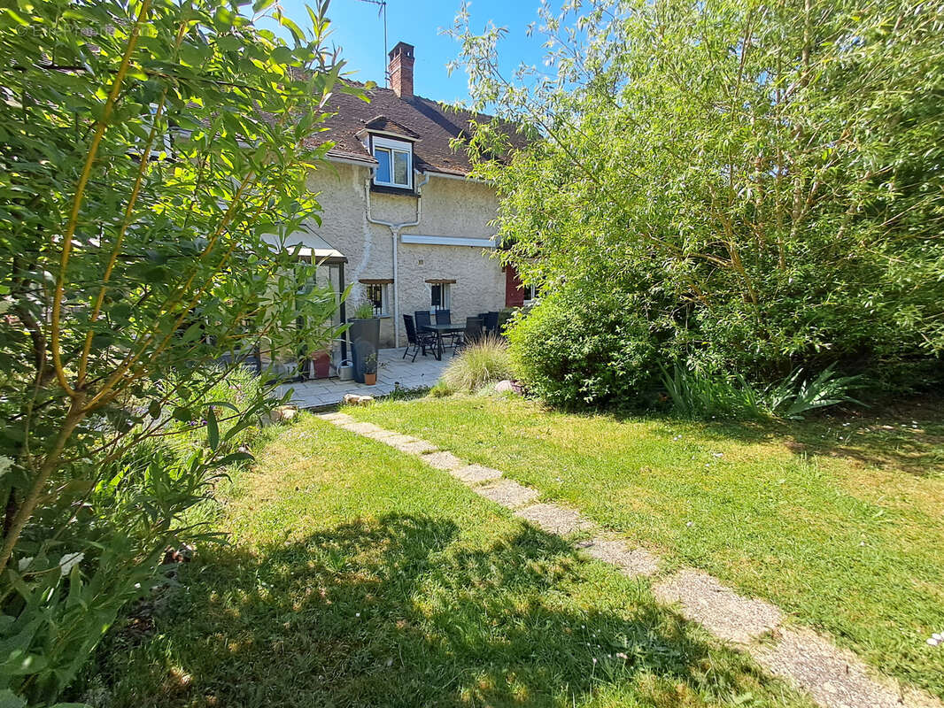 Maison à BEAULIEU-SUR-LOIRE