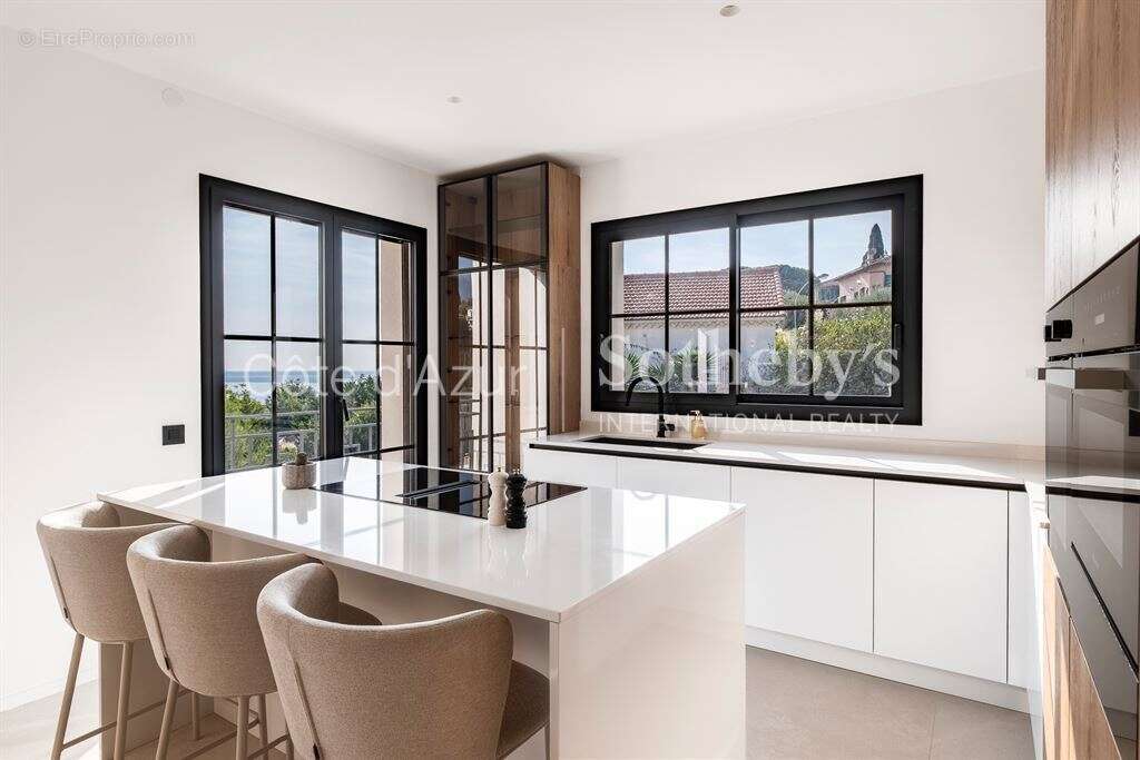 Maison à ROQUEBRUNE-CAP-MARTIN