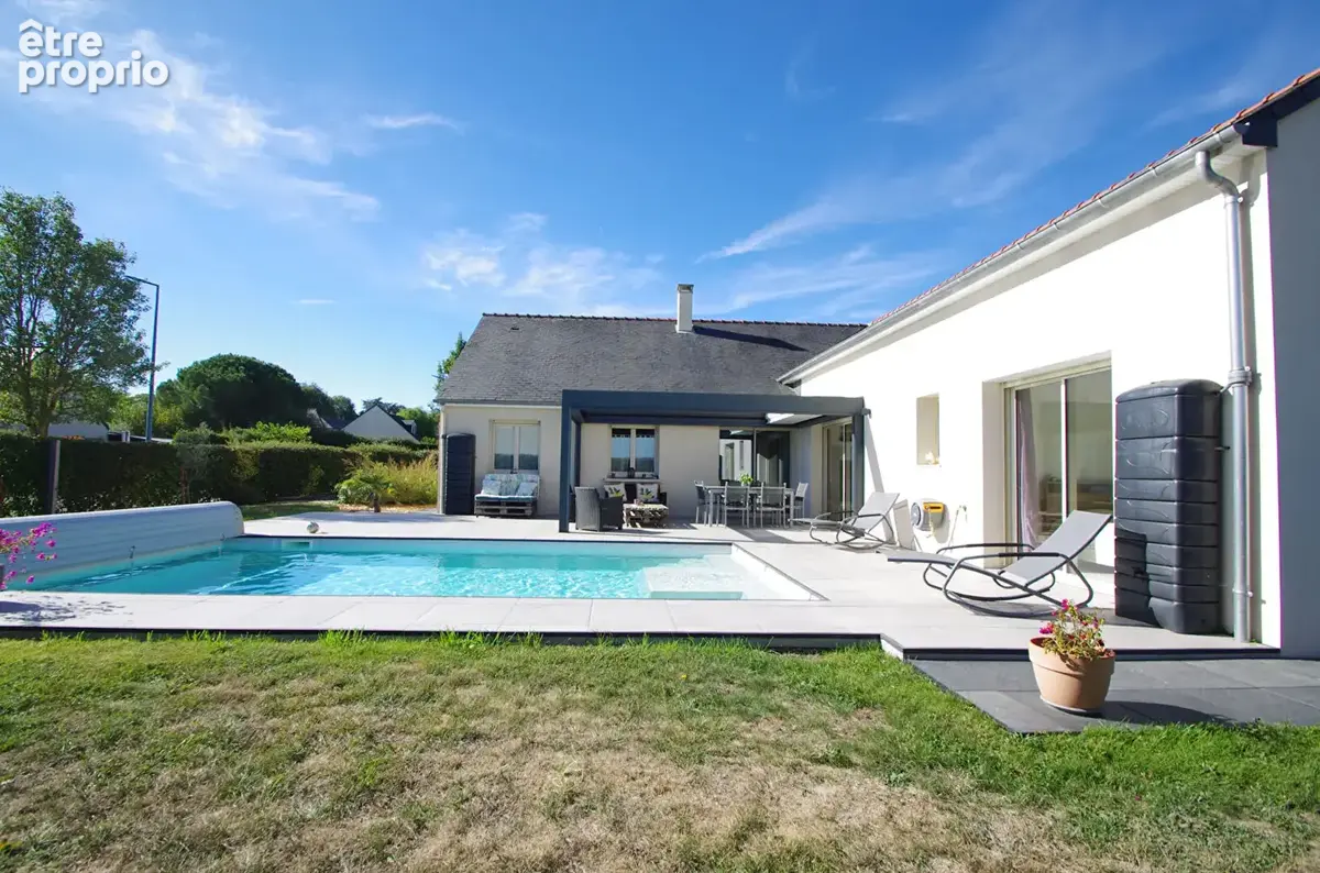 Photo Maison à La Membrolle-Sur-Longuenee au prix de 399 000€
