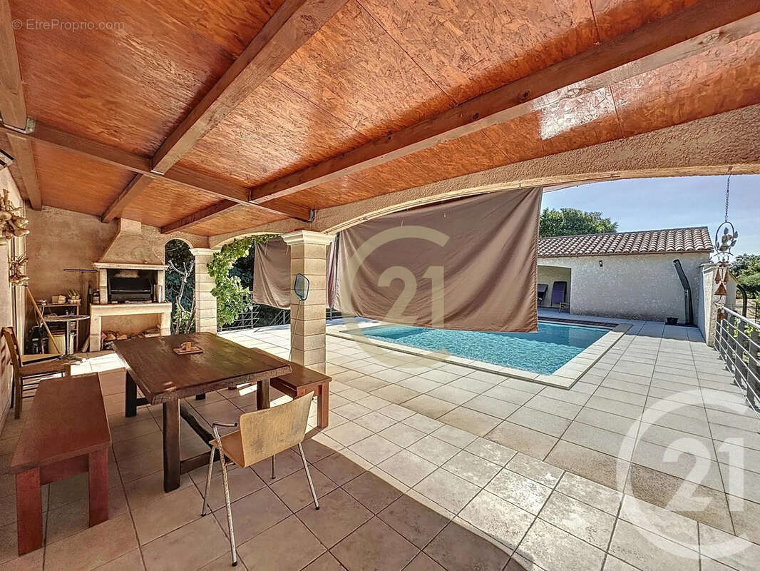 Maison à CASTILLON-DU-GARD