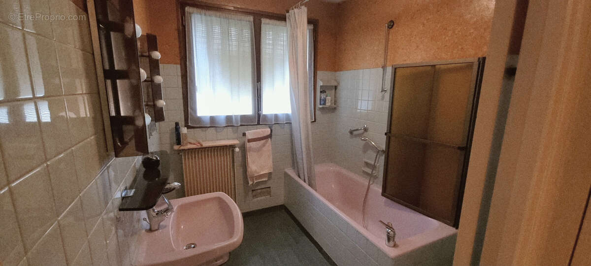 Maison à TREMBLAY-EN-FRANCE