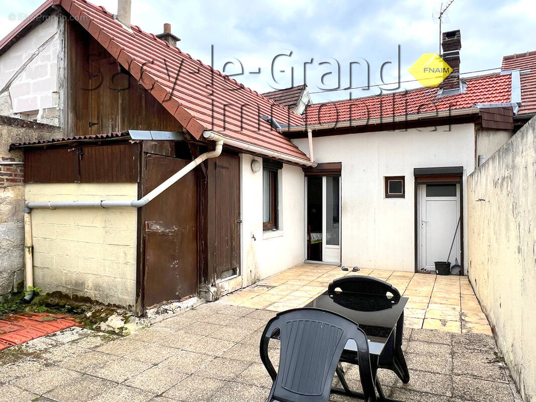Maison à ETOUY