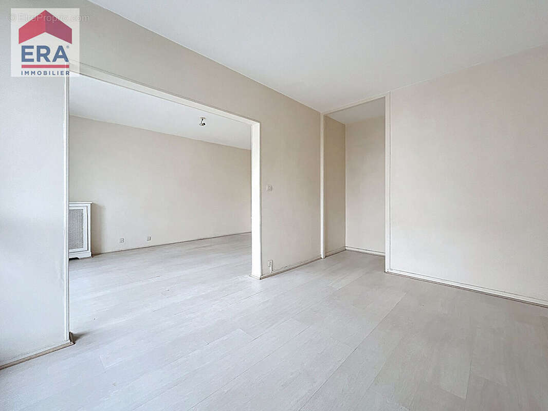 Appartement à IVRY-SUR-SEINE
