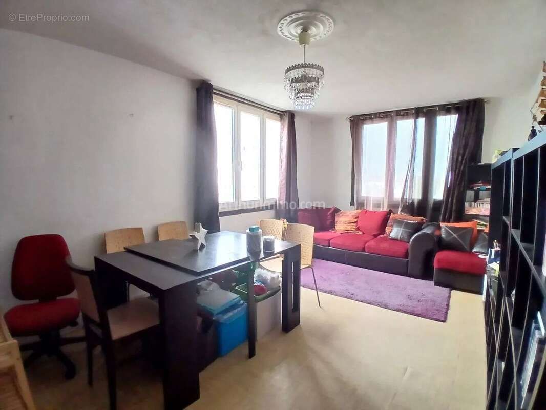 Appartement à VILLENEUVE-SAINT-GEORGES