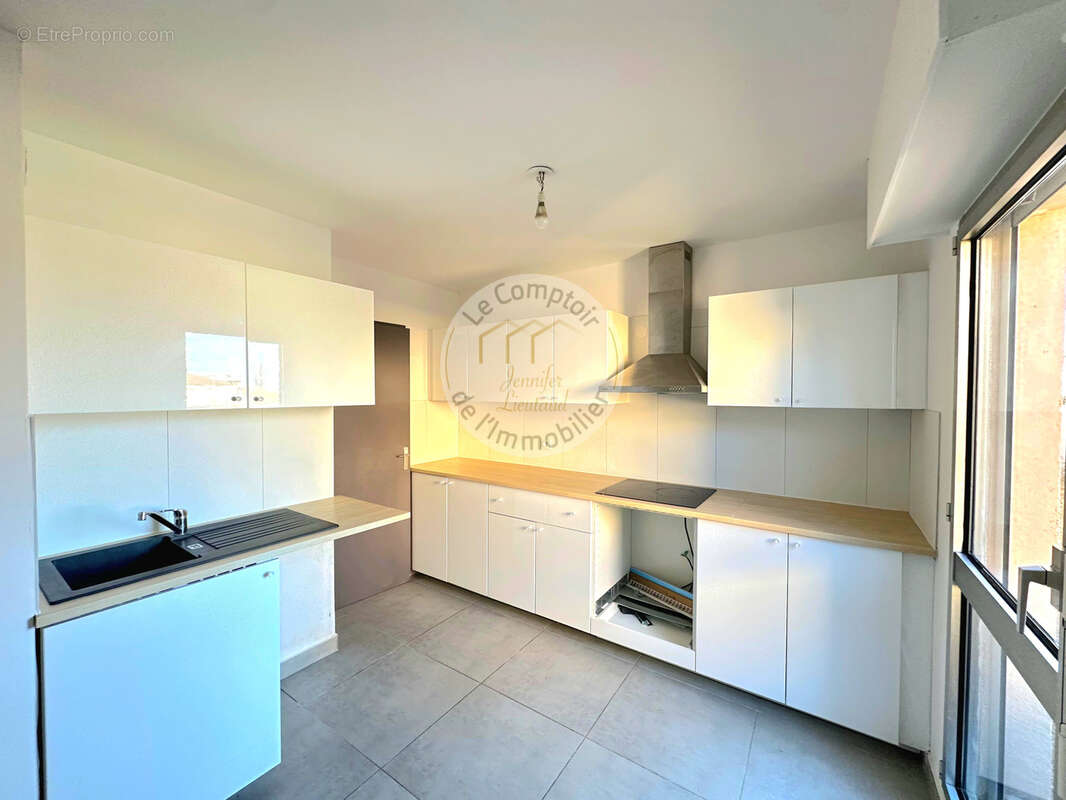 Appartement à MARSEILLE-9E