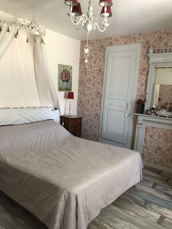 Maison à LA CROISILLE-SUR-BRIANCE