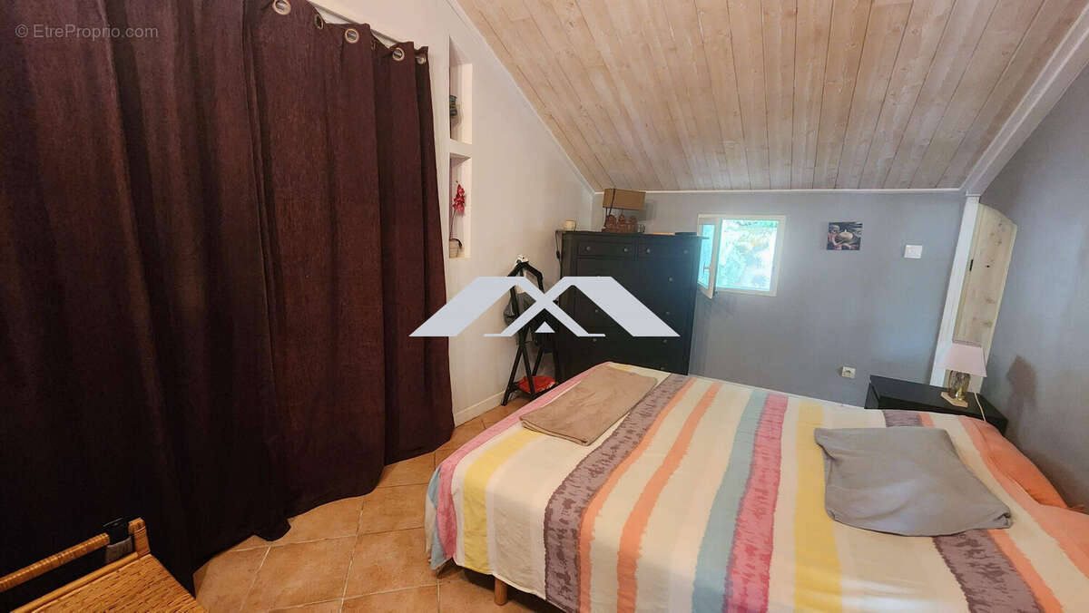 Maison à PETITE-ILE