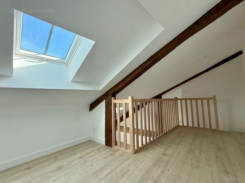 Appartement à PARAY-LE-MONIAL