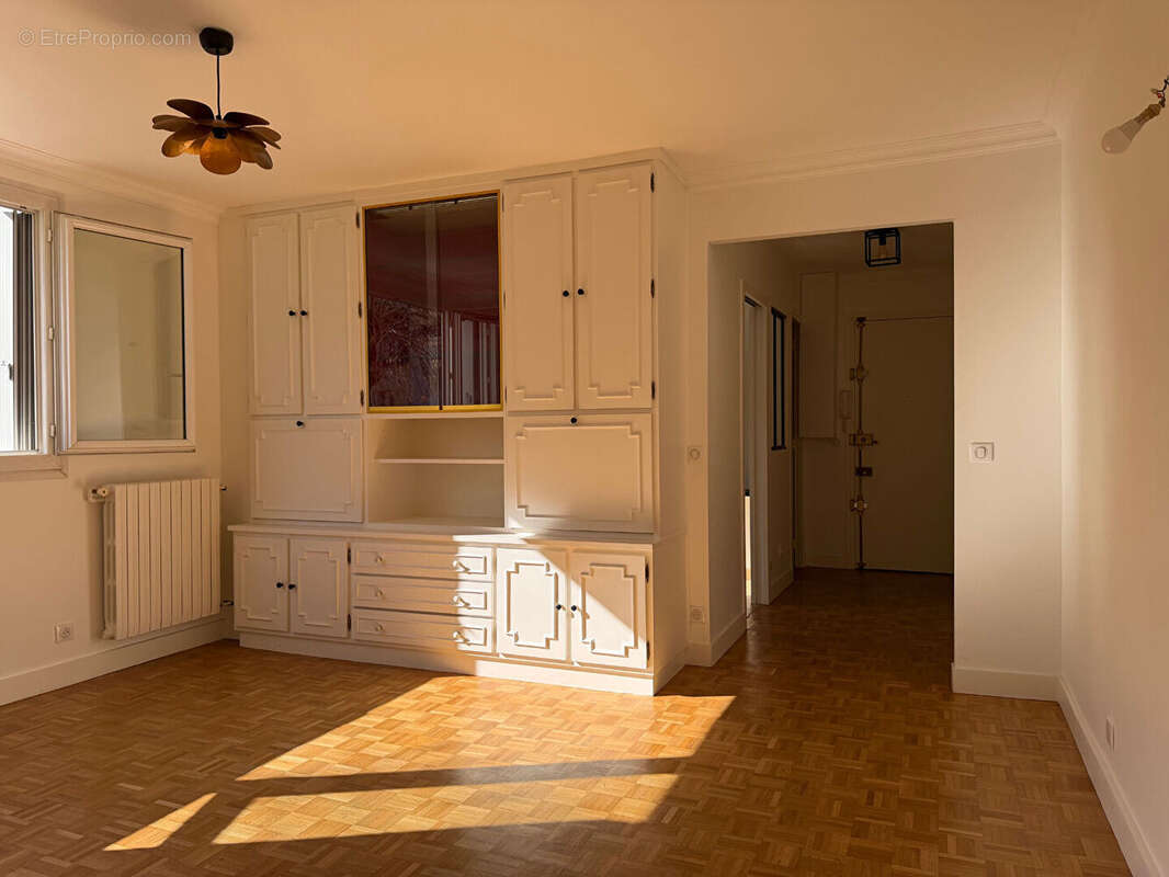Appartement à VERSAILLES