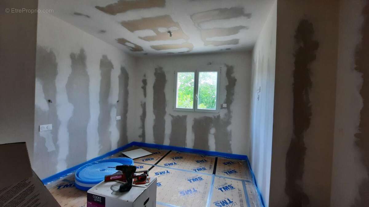 Maison à SAINT-CIERS-DU-TAILLON