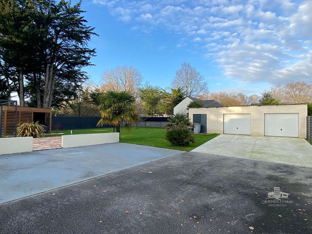 Maison à GRANDCHAMPS-DES-FONTAINES