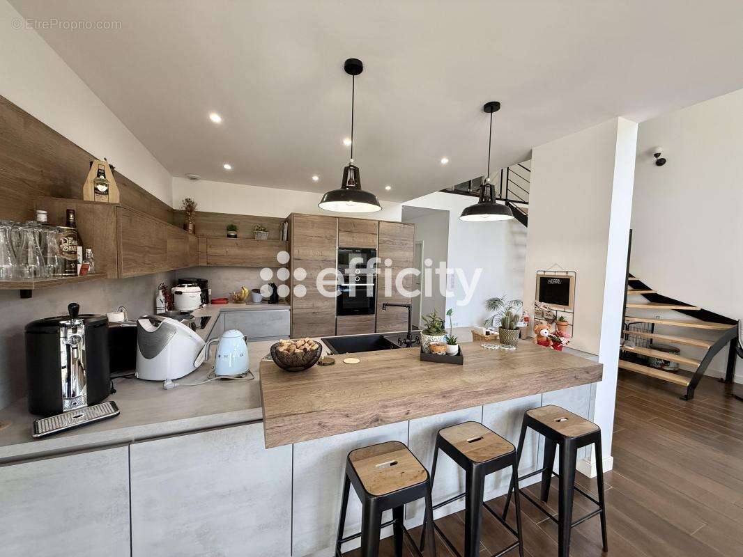 Maison à SAINT-PIERREVILLERS