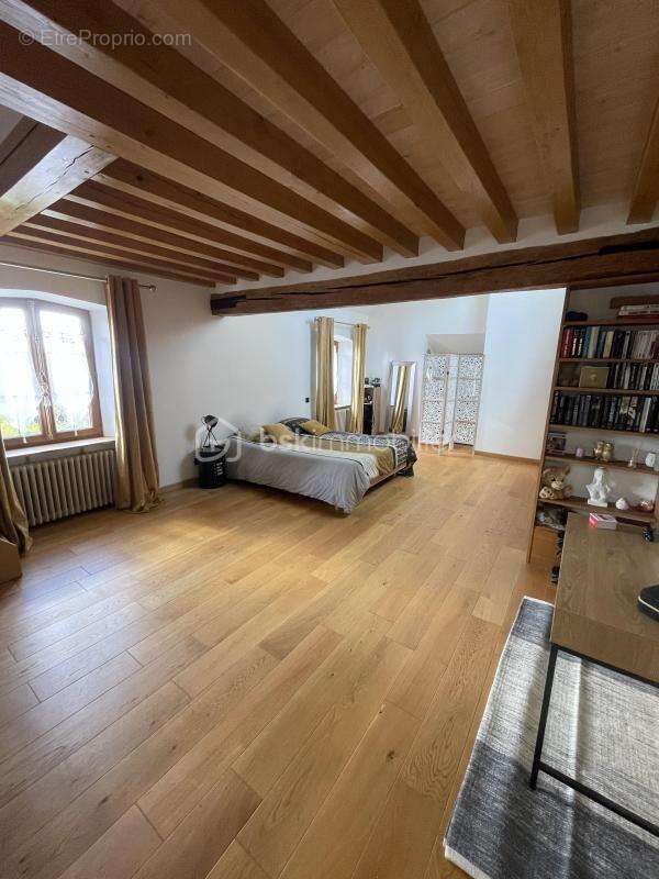 Maison à SAINT-GERMAIN-LAVAL