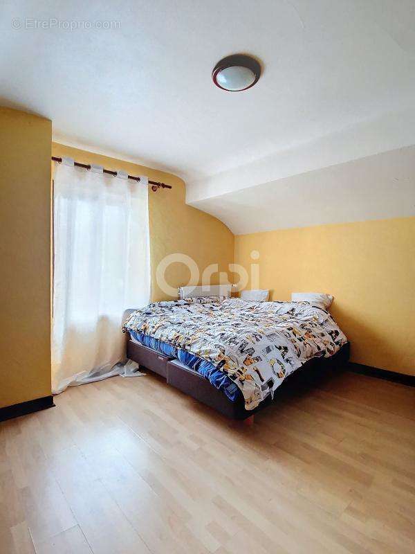 Commerce à CHAUMONT