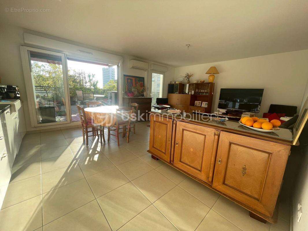 Appartement à MARSEILLE-9E