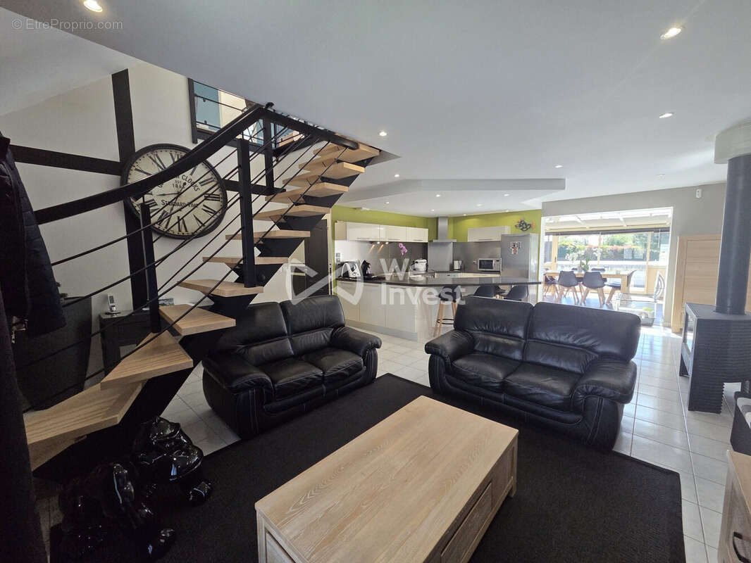 Maison à LA BAZOGE