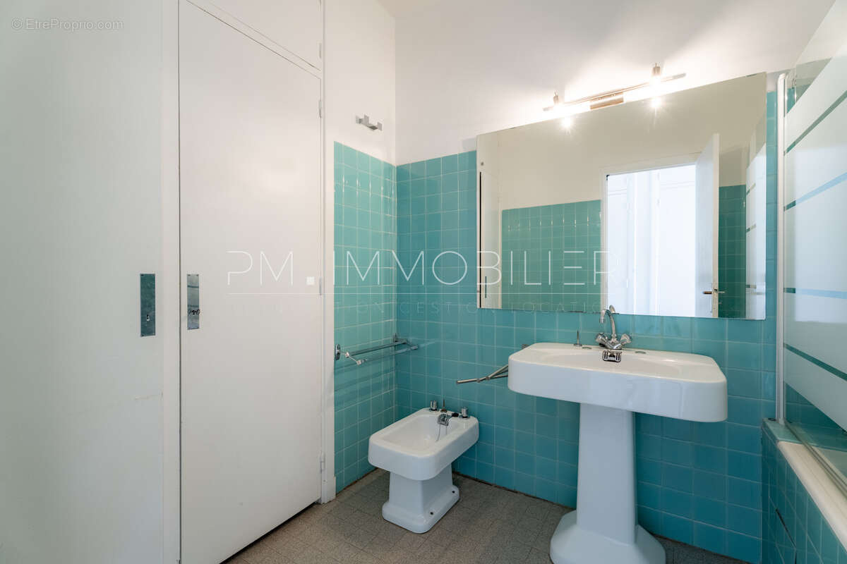 Appartement à MARSEILLE-8E