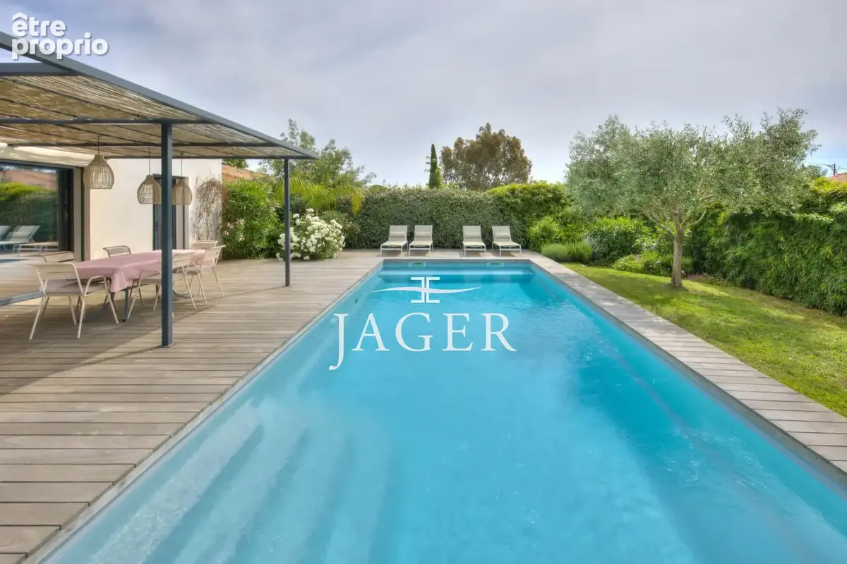 Maison 150 m² à Grimaud  - photo 2