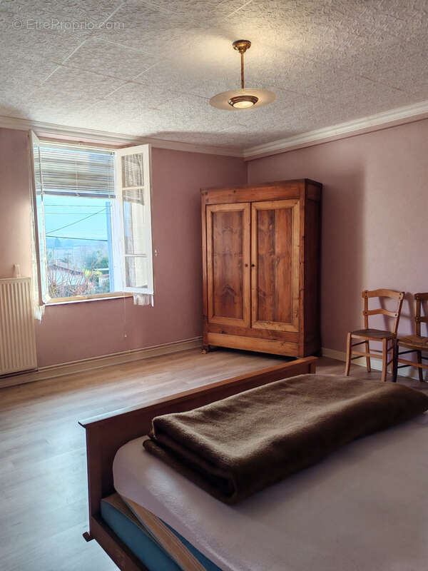 Maison à LISLE-SUR-TARN