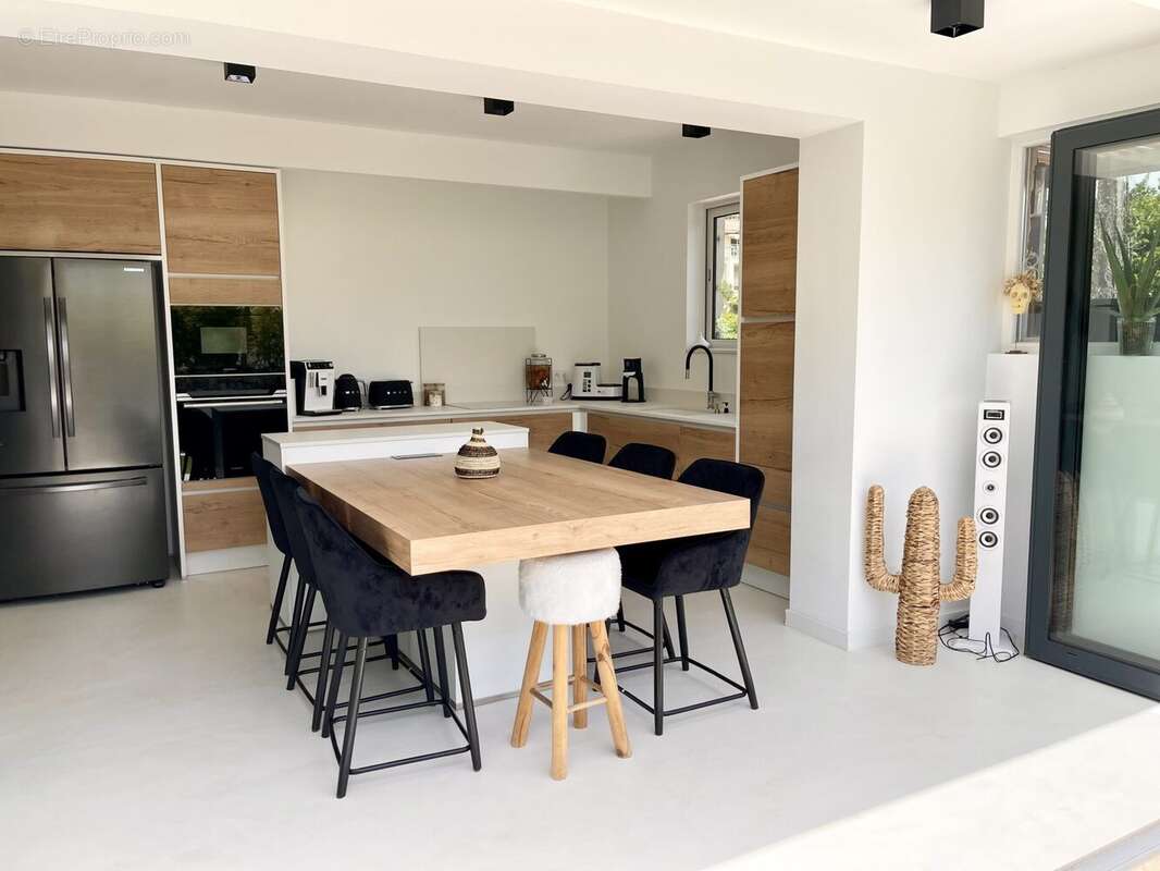 Maison 160 m² à Carpentras  - photo 8