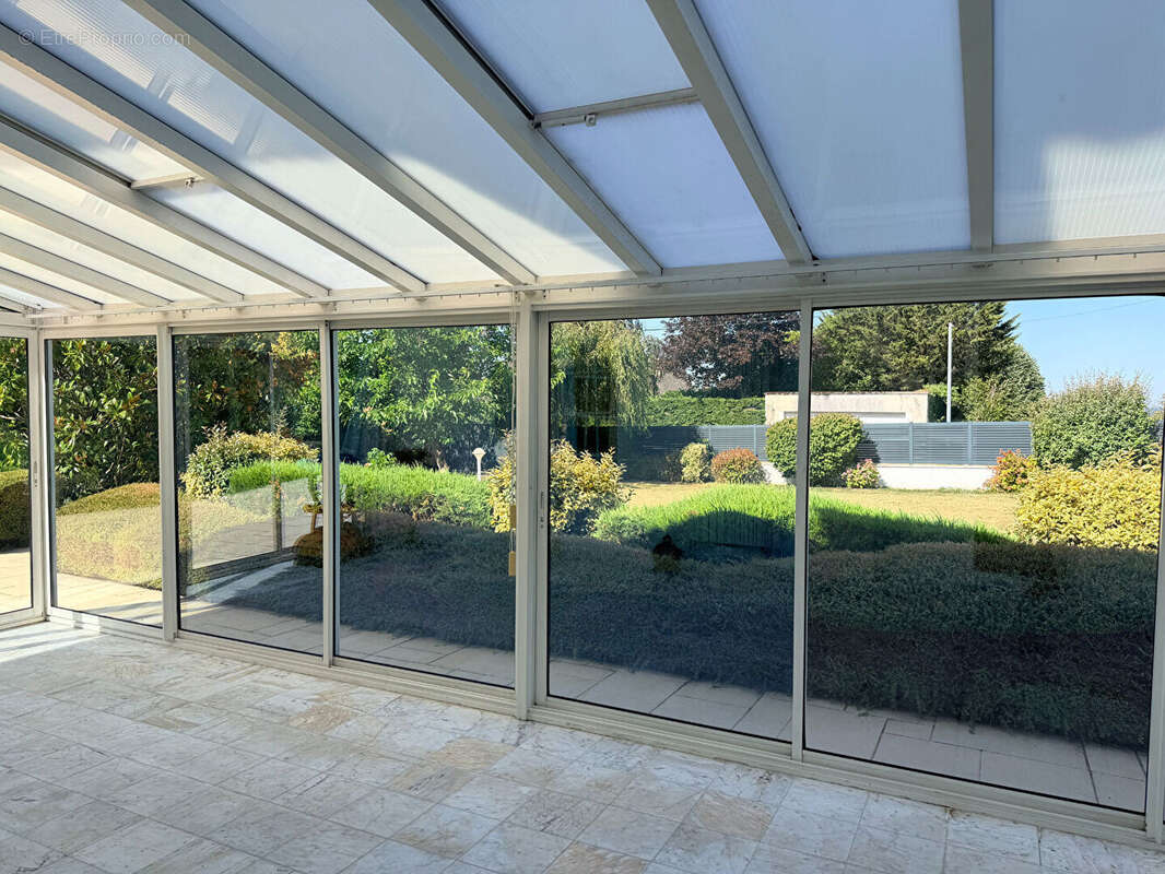 Grande maison à Varennes Vauzelles de 332 m2 hab avec train de 1756 m² et piscine - photo 6