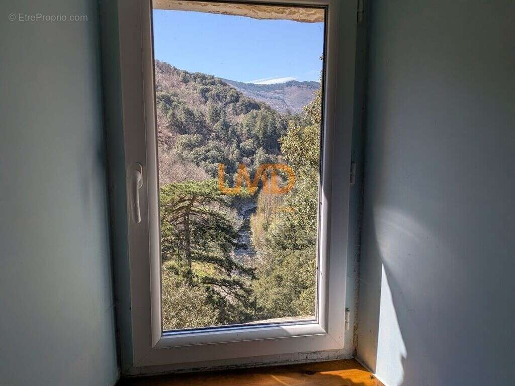 Maison en pierre - Vue panoramique - Terrain - photo 8
