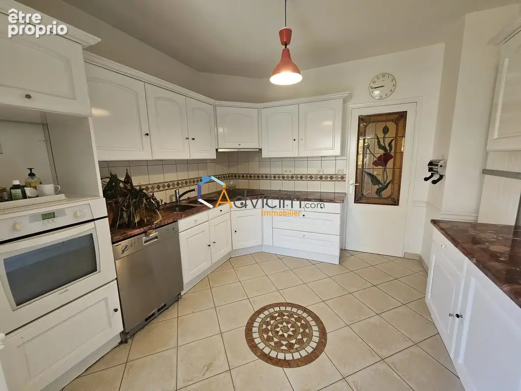 Maison 8 pièces 217 m² à vendre à Orleans (45000) - photo 5