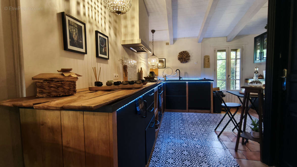 Maison à CASTELNAU-MONTRATIER