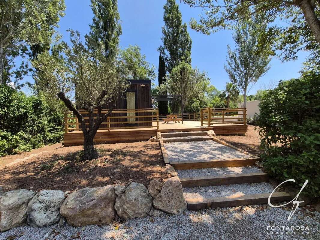 Maison à ROQUEBRUNE-SUR-ARGENS