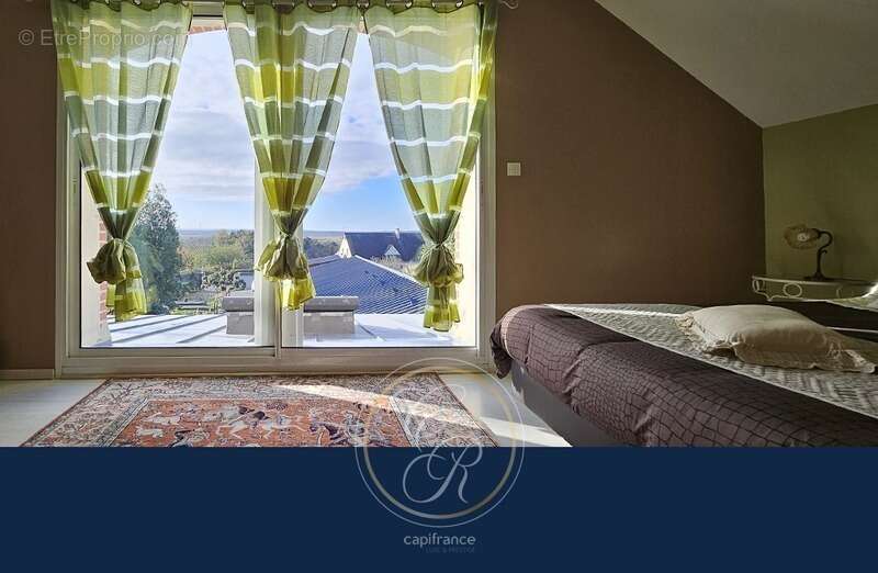 Maison à BEAULIEU-SUR-LAYON