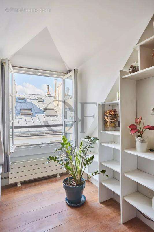 Appartement à PARIS-7E