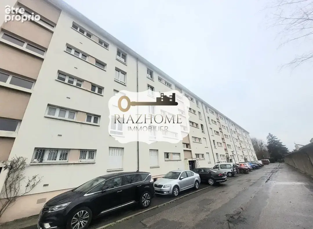 Photo Appartement à Drancy au prix de 183 000€
