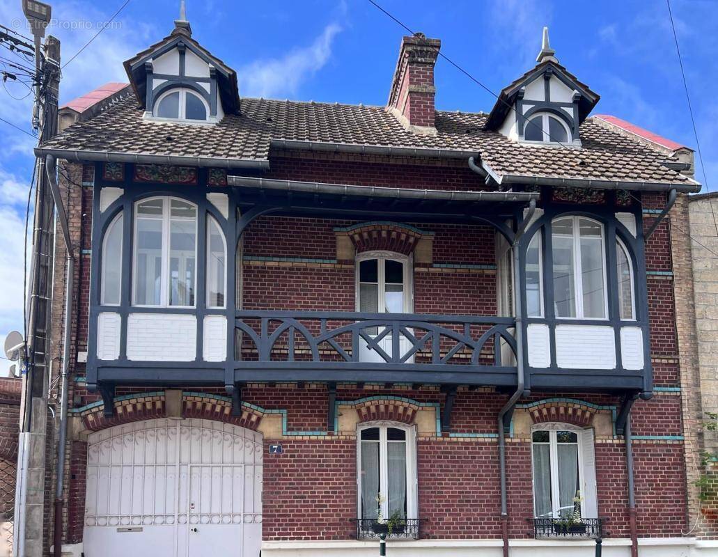 Maison à COMPIEGNE
